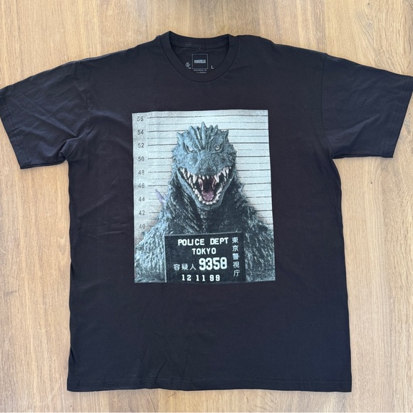 Godzilla Adult T-Shirt New. - Picture 2 of 8